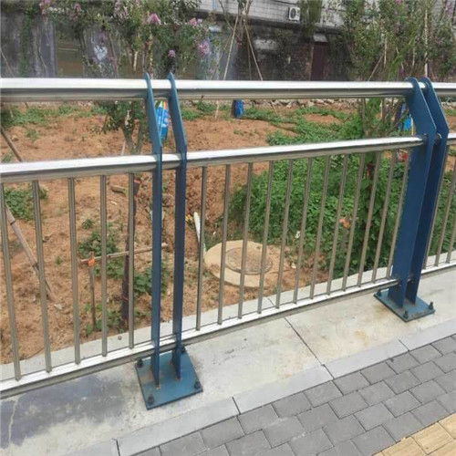 不锈钢楼梯扶手护栏市场不雅望为主