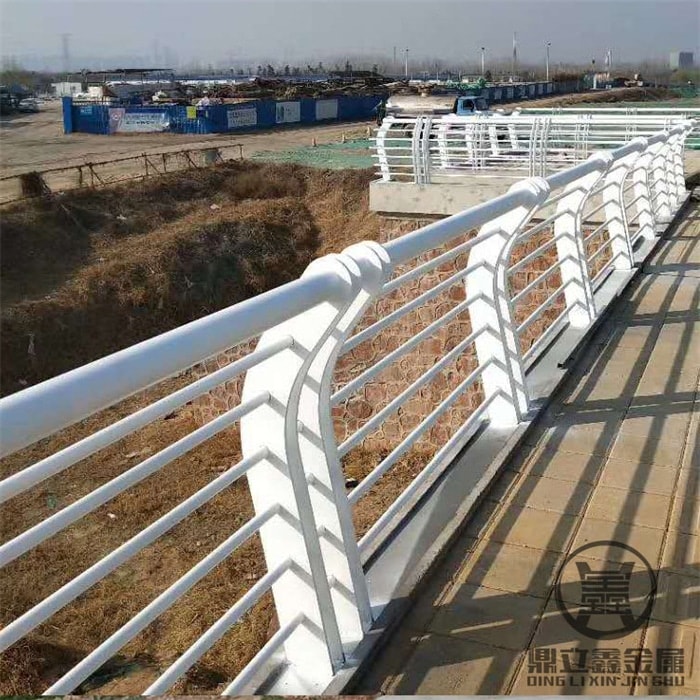 铝合金护栏