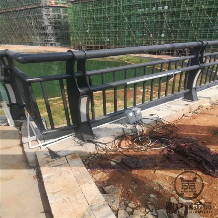 灯光护栏